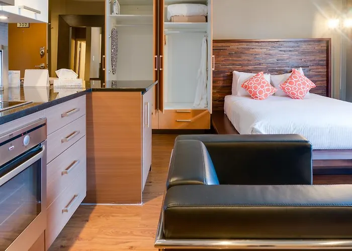 Nuvo Hotel Suites For Residence