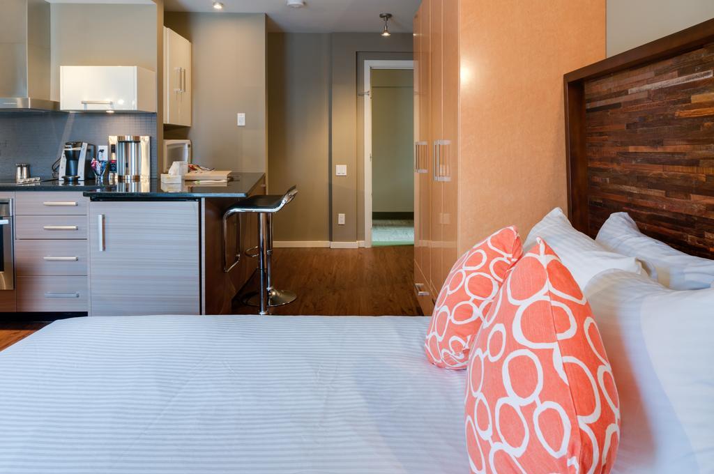 Hotel Nuvo For Calgary